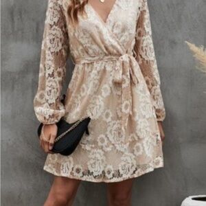 wrap ruffle hem beige lace dress Size 6